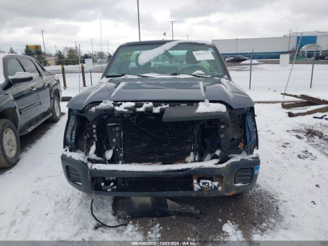 Ford F-250 Xl Image 7