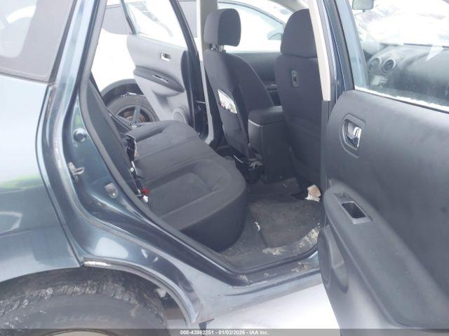 Nissan Rogue S Image 9