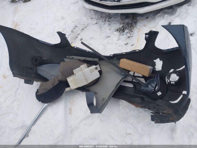 Nissan Rogue S Image 10