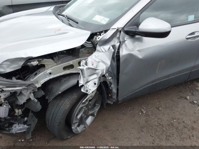 Chevrolet Trax Fwd Lt Image 10