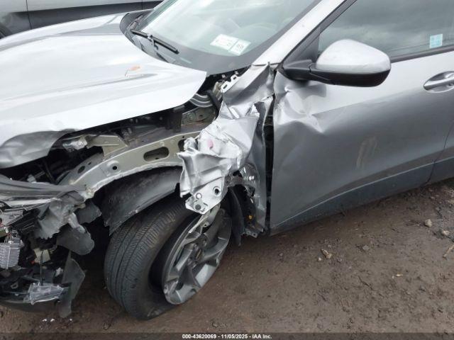 Chevrolet Trax Fwd Lt Image 10