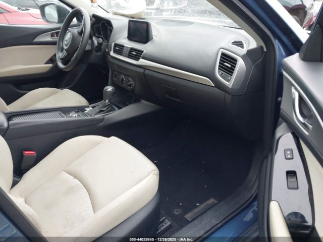 Mazda Mazda3 Sport Image 6