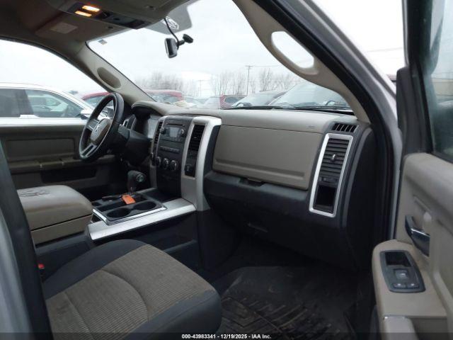 Ram 1500 Slt Image 6