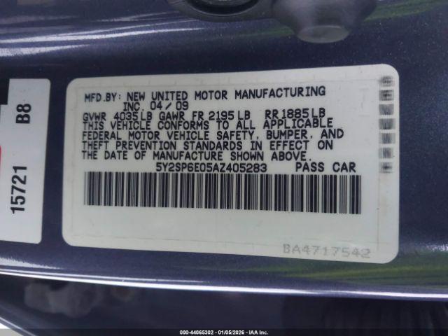 Pontiac Vibe Image 4