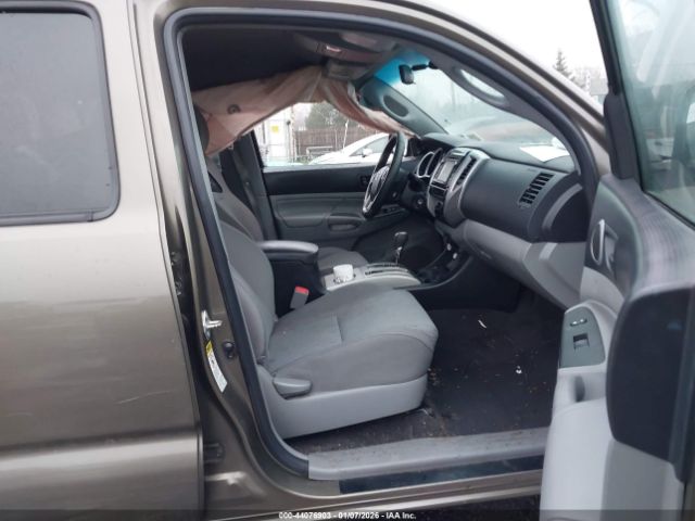 Toyota Tacoma Base V6 Image 3