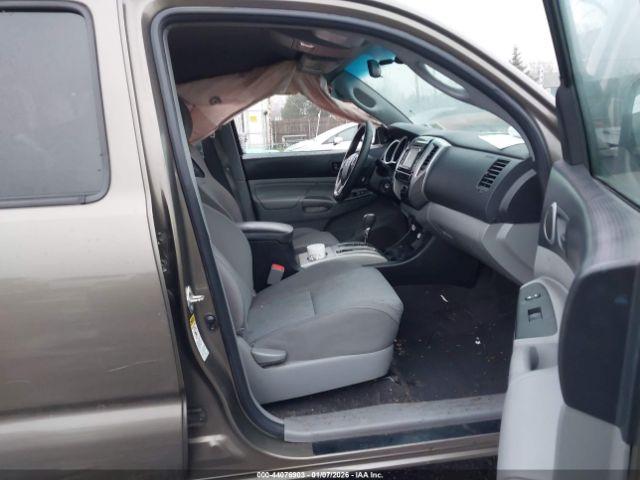 Toyota Tacoma Base V6 Image 3