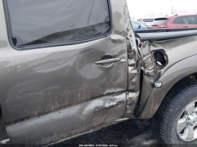 Toyota Tacoma Base V6 Image 10