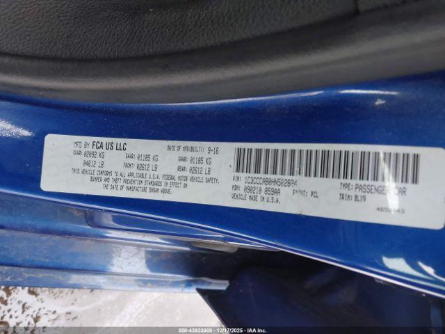 Chrysler 200 Limited Platinum Image 2