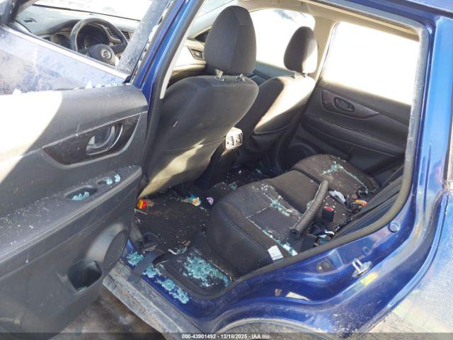 Nissan Rogue S Image 7