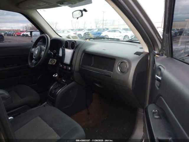 Jeep Patriot Sport Image 12