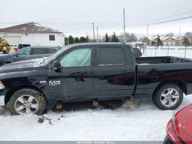 Ram 1500 Big Horn  4x4 6'4 Box Image 3