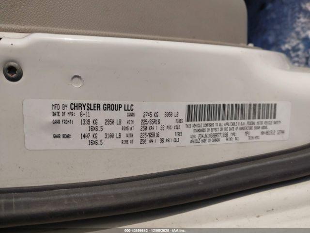 Dodge Grand Caravan Image 6