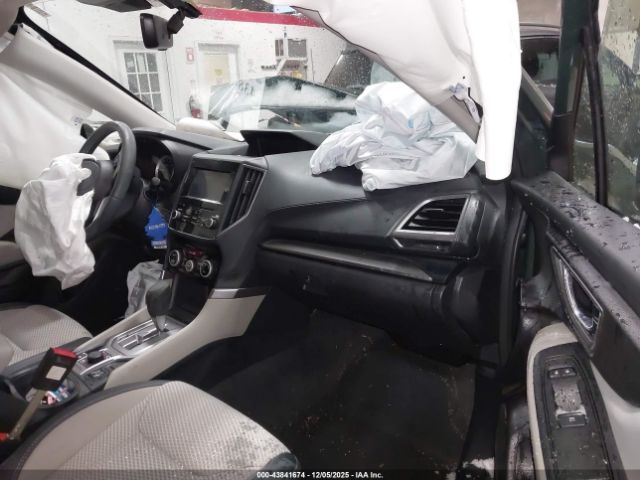 Subaru Forester Premium Image 2