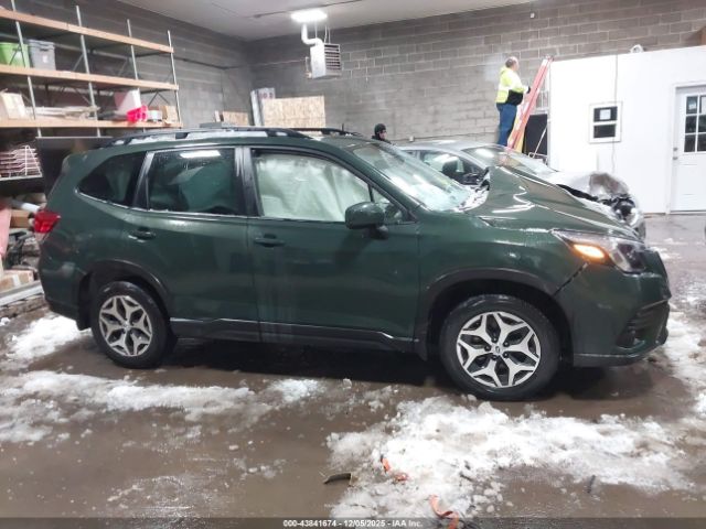 Subaru Forester Premium Image 3