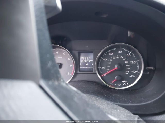 Subaru Crosstrek 2.0i Limited Image 4