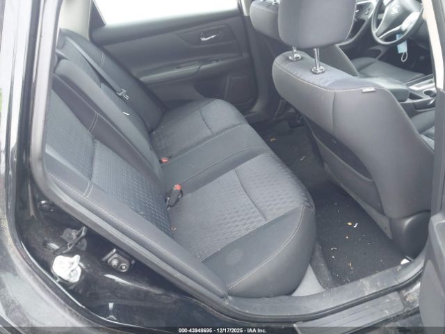 Nissan Altima 2.5 S Image 9