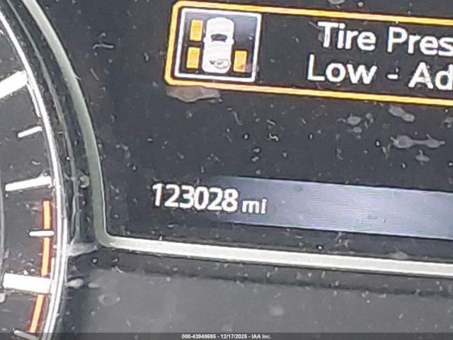 Nissan Altima 2.5 S Image 12