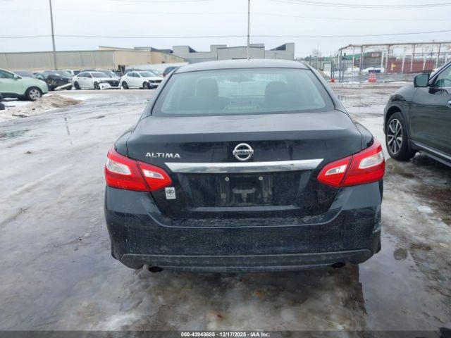 Nissan Altima 2.5 S Image 13