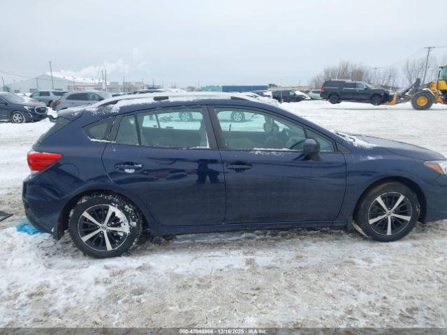 Subaru Impreza Premium 5-door Image 8