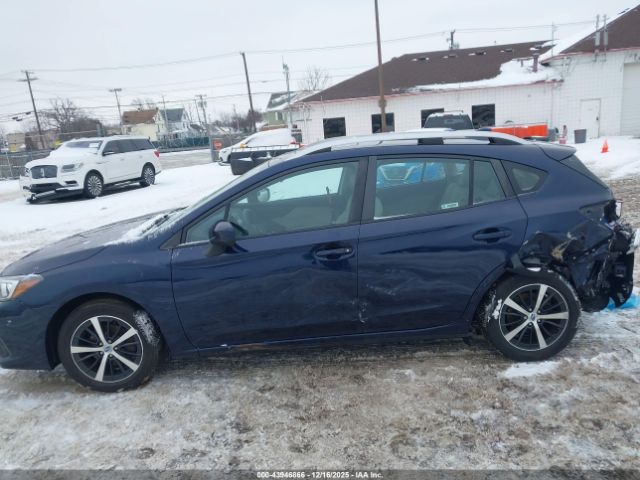 Subaru Impreza Premium 5-door Image 11