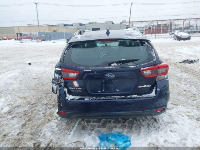 Subaru Impreza Premium 5-door Image 12