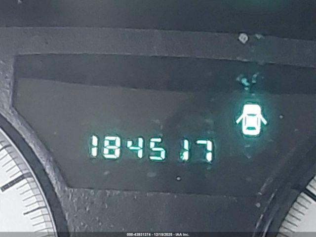 Chrysler 300 Touring Image 3