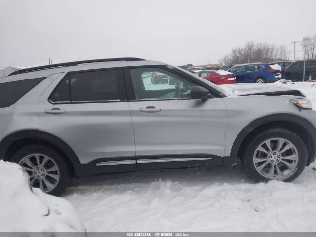 Ford Explorer Xlt Image 7