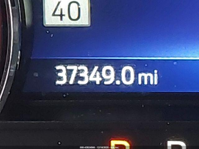 Ford Explorer Xlt Image 5