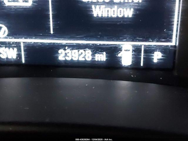 Chevrolet Equinox Awd Ls Image 13