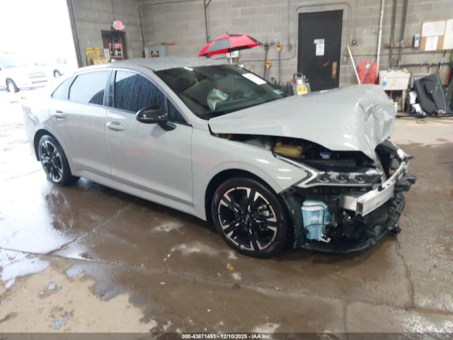 Kia K5 Gt-line Image 1