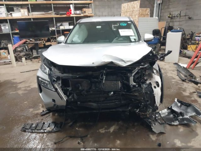 Nissan Rogue Sv Image 9