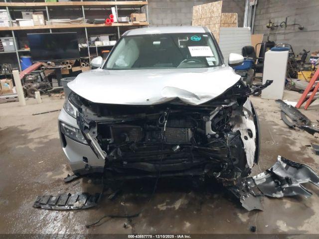 Nissan Rogue Sv Image 9