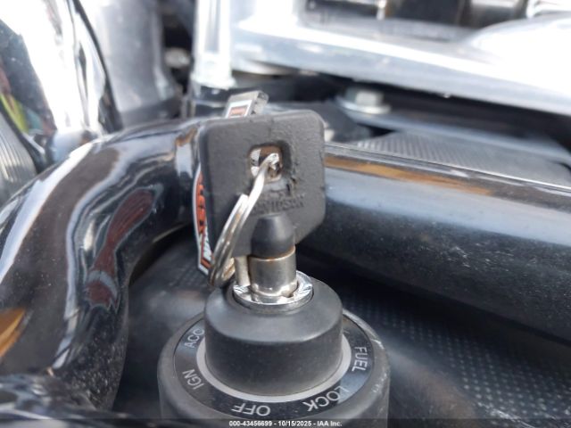 Harley-Davidson Vrscb Image 12