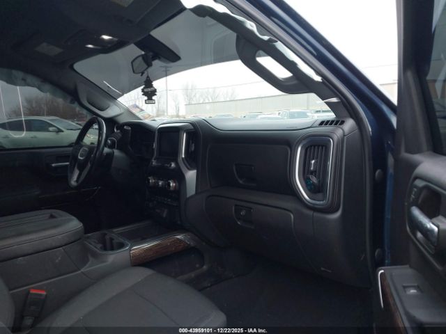 GMC Sierra 1500 4wd  Short Box Elevation Image 17