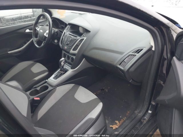 Ford Focus Se Image 6