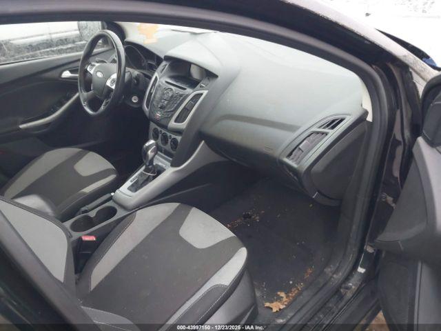 Ford Focus Se Image 6