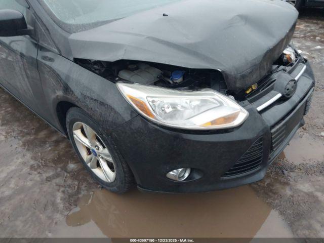 Ford Focus Se Image 8