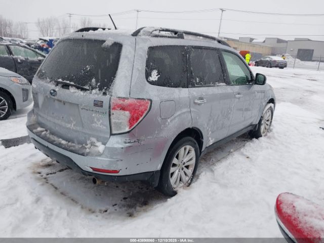 Subaru Forester 2.5x Premium Image 12