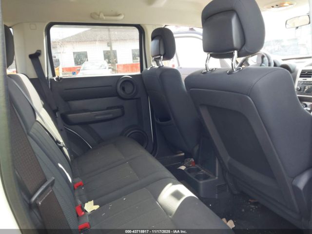 Dodge Nitro Heat Image 12