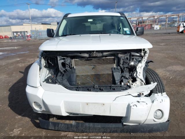 Dodge Nitro Heat Image 15