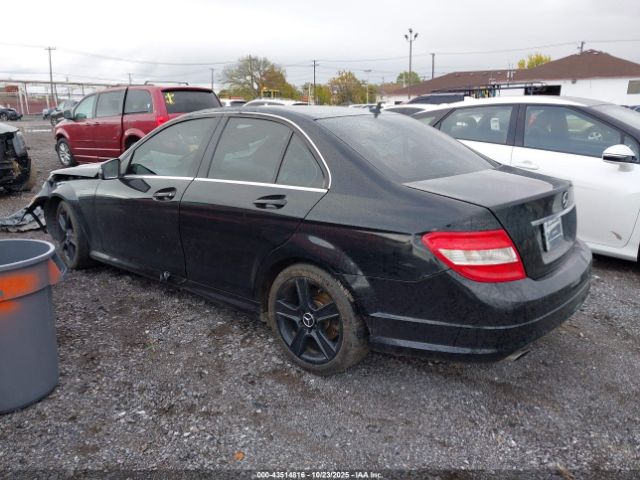 Mercedes-Benz C-Class Image 13