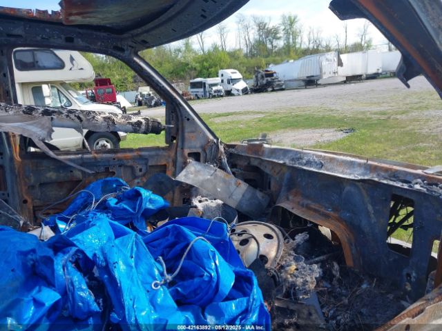 Chevrolet Express 4500 Series Image 11