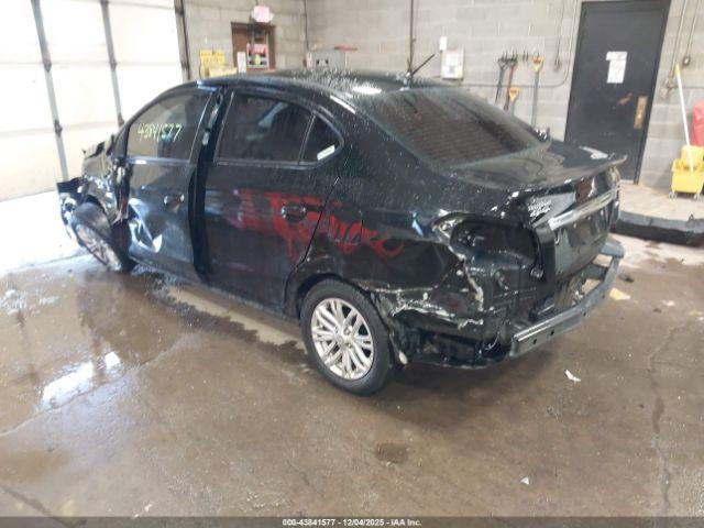 Mitsubishi Mirage Le Image 11