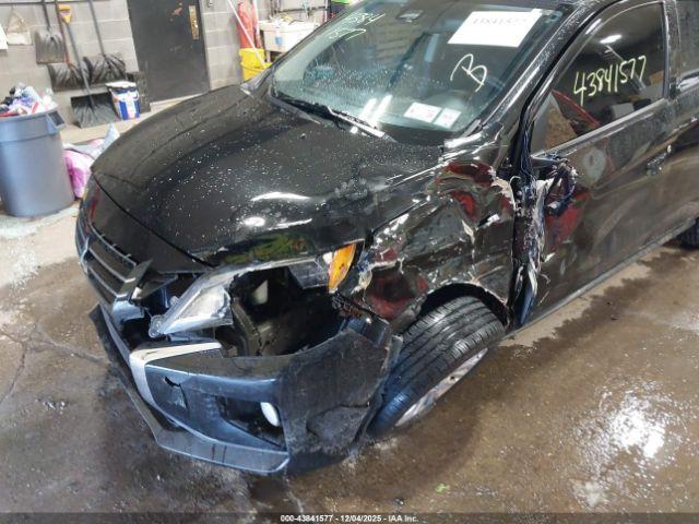 Mitsubishi Mirage Le Image 2