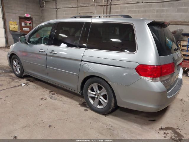 Honda Odyssey Touring Image 3