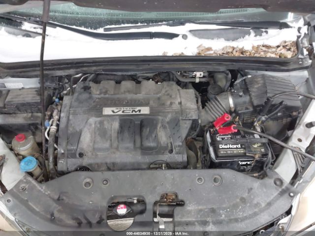 Honda Odyssey Touring Image 9