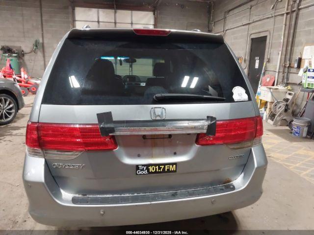 Honda Odyssey Touring Image 12