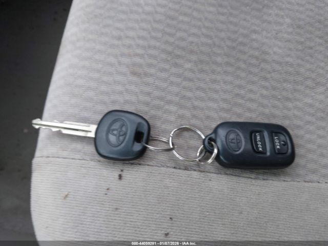 Toyota Corolla Le Image 8