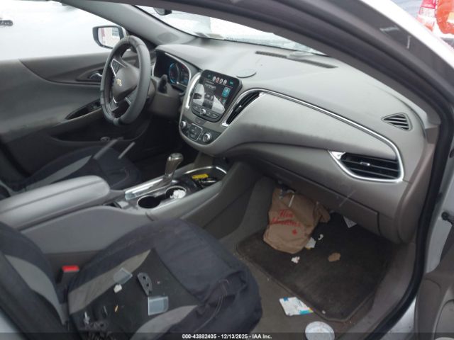 Chevrolet Malibu 1lt Image 15