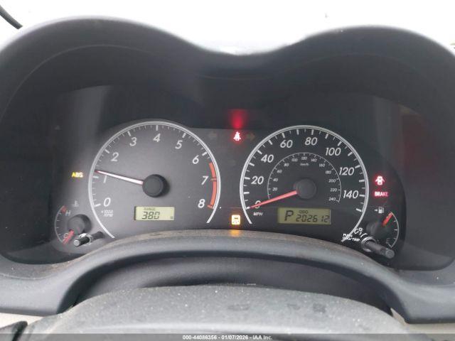 Toyota Corolla Le Image 6